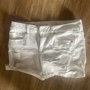 Women's size 10 distressed American Eagle shorts